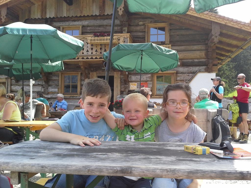 Hotel Pension Barbara ซังต์ มาร์ติน อัม เทนเนนเกอเบียร์เกอ ภายนอก รูปภาพ