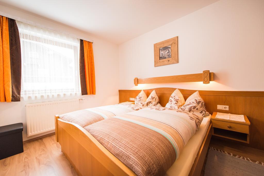 Hotel Pension Barbara ซังต์ มาร์ติน อัม เทนเนนเกอเบียร์เกอ ภายนอก รูปภาพ