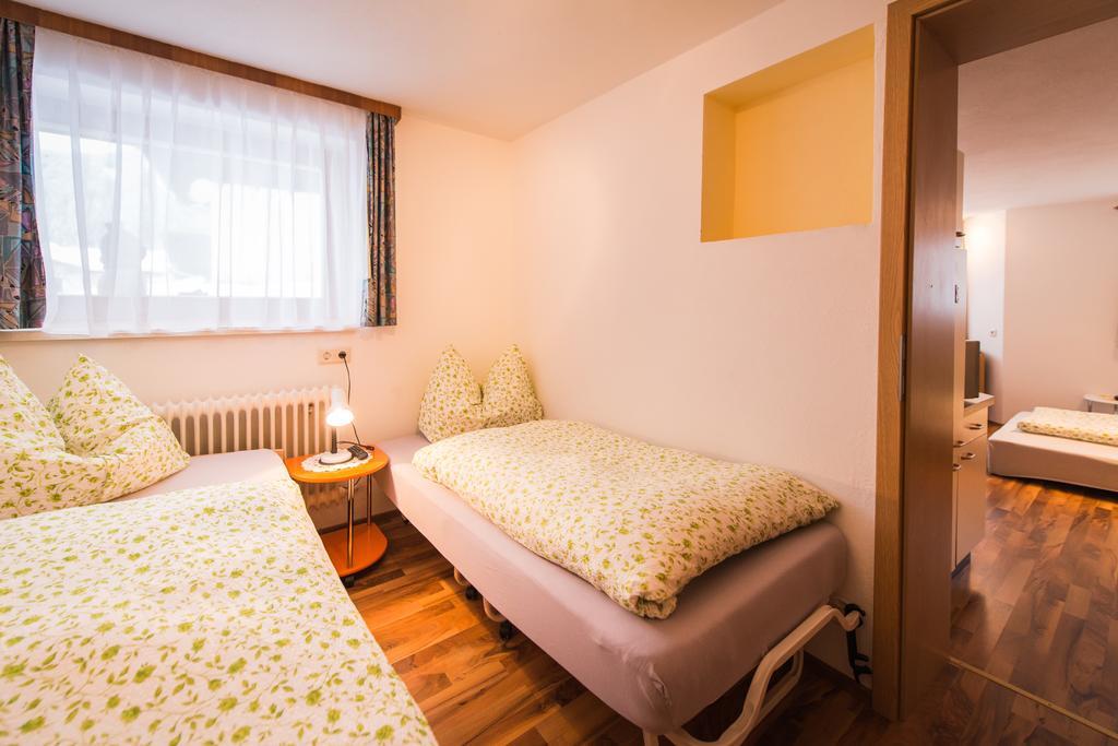 Hotel Pension Barbara ซังต์ มาร์ติน อัม เทนเนนเกอเบียร์เกอ ภายนอก รูปภาพ