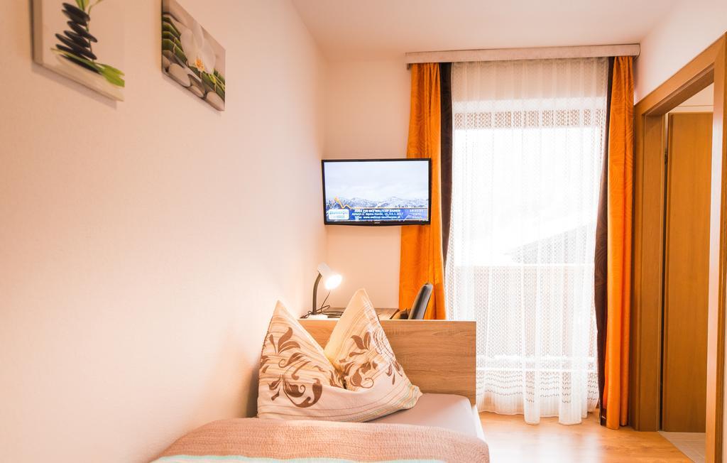 Hotel Pension Barbara ซังต์ มาร์ติน อัม เทนเนนเกอเบียร์เกอ ภายนอก รูปภาพ